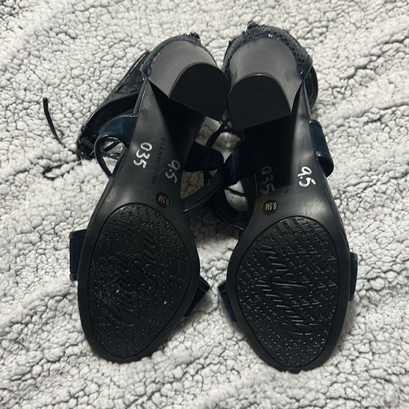 Gianni Bini Blue Heels - Picture 5 of 5